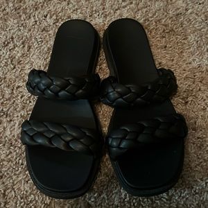 Dolce Vita braided sandals 7.5 black